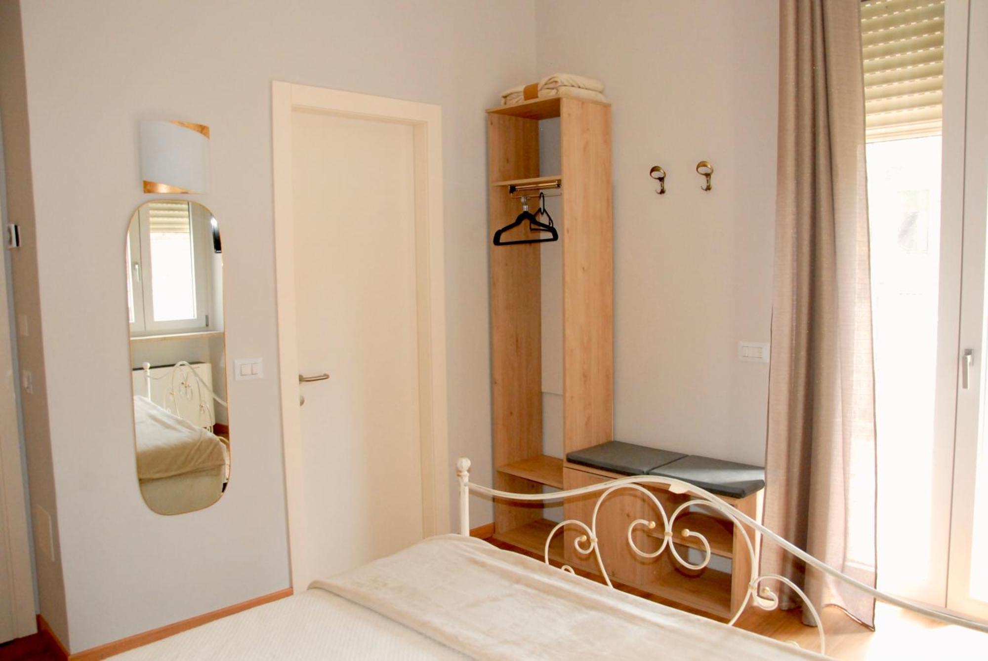 Domus 44 Rooms فيرونا المظهر الخارجي الصورة