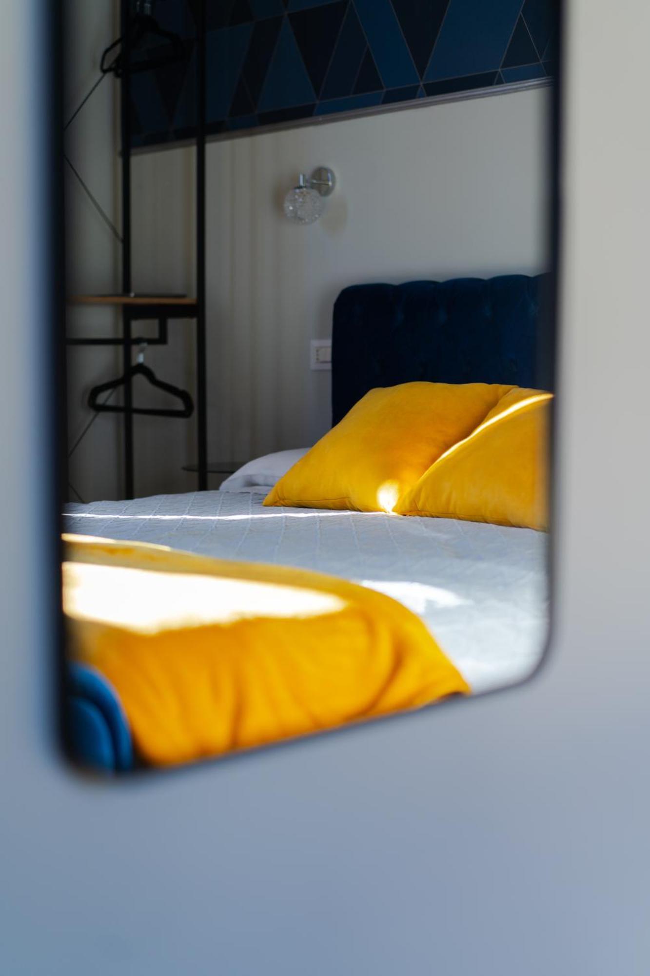 Domus 44 Rooms فيرونا المظهر الخارجي الصورة